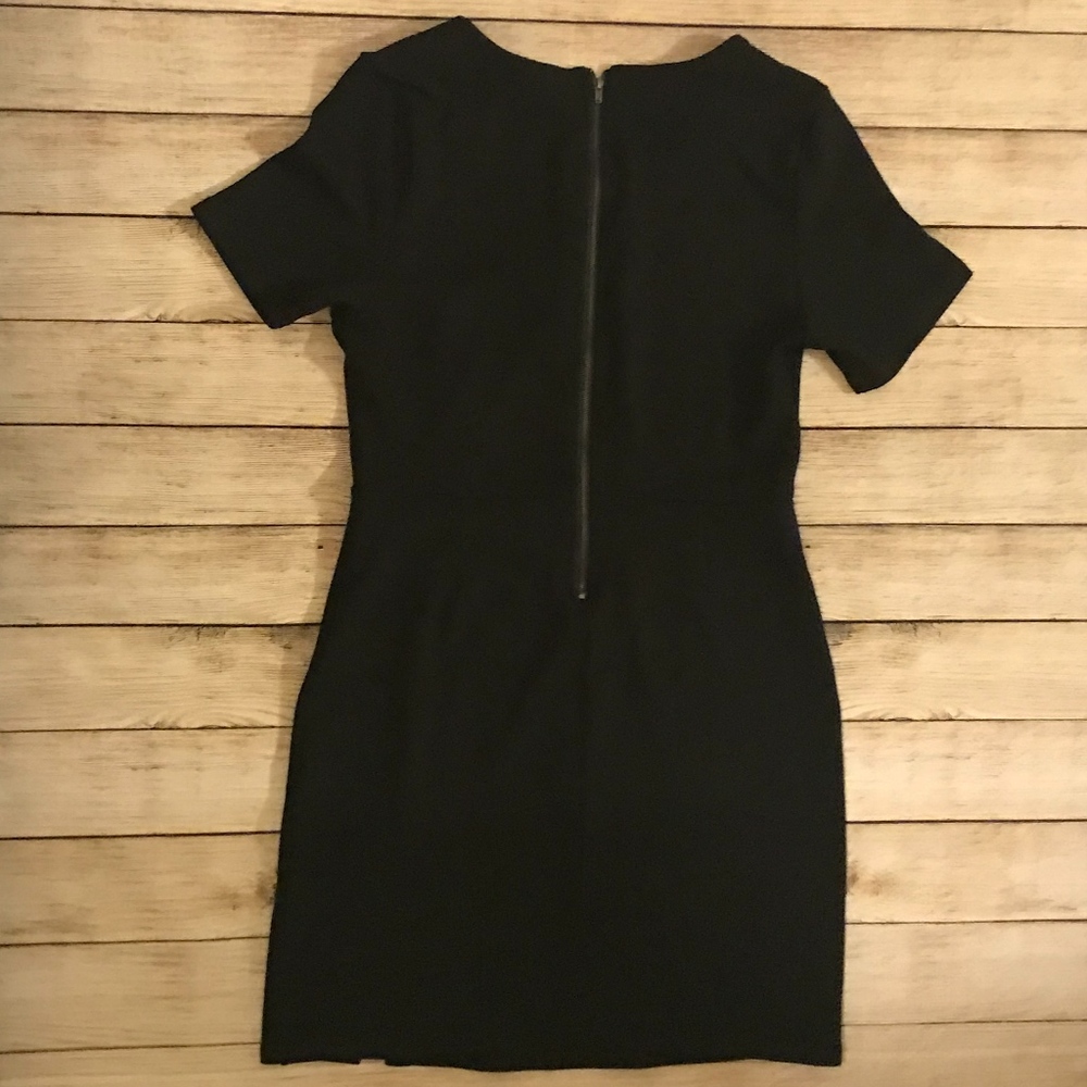 ❗️Sold❗️Beaded Sheath Dress - Jessica Simpson - Picture 4 of 4